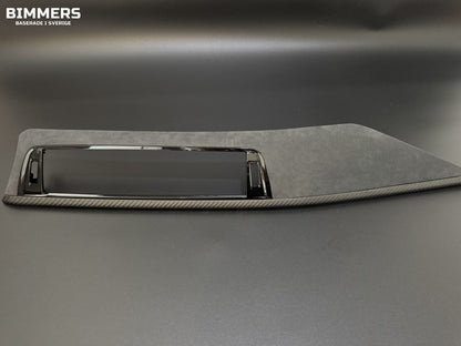 Bimmers™ Dashboardlist i Äkta Kolfiber & Alcantara (Passar F30, F31, F32, F33, F34, F36)