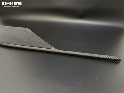 Bimmers™ Dashboardlist i Äkta Kolfiber & Alcantara (Passar F30, F31, F32, F33, F34, F36)