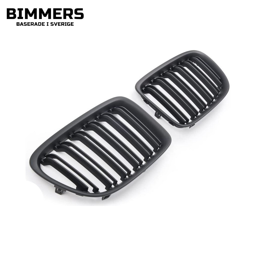 Njurgrill dubbla ribbor BMW X1 E84 2009-2015, matt svart, bild 1