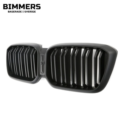 Njurgrill dubbla ribbor BMW X3 X4 G01 G02 LCI från 2021, matt svart, bild 3
