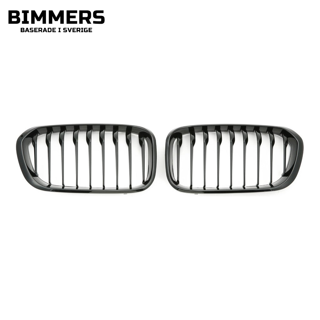 Njurgrill enkla ribbor BMW 1-serie F20 F21 LCI från 2015, blank svart, bild 1