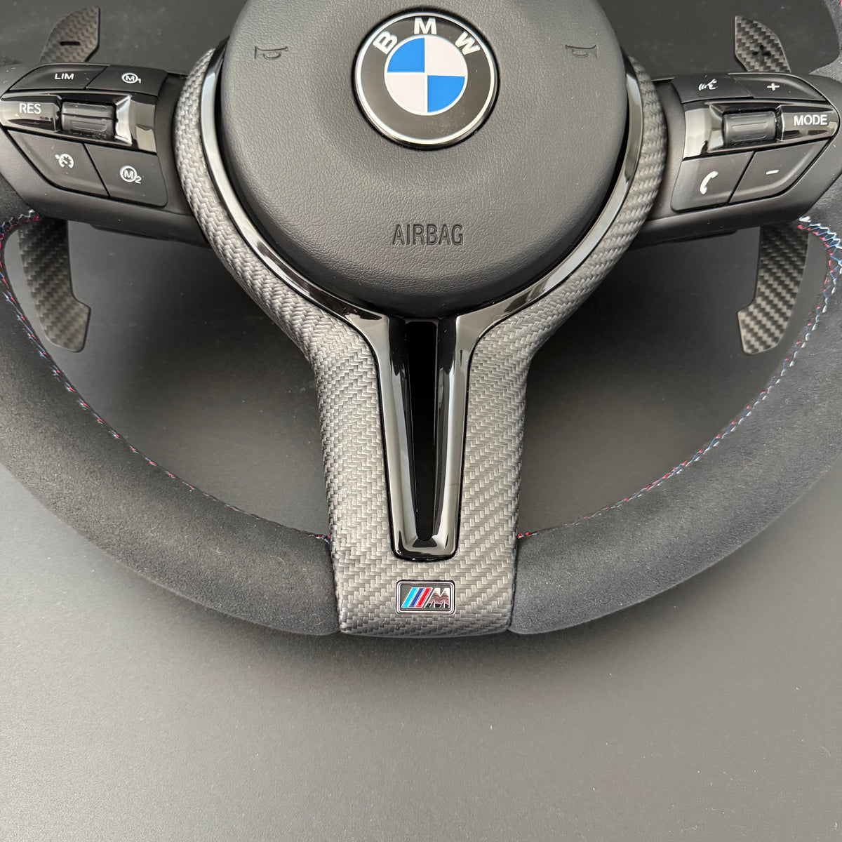 Nedre delen av kolfiber m-sport ratt
