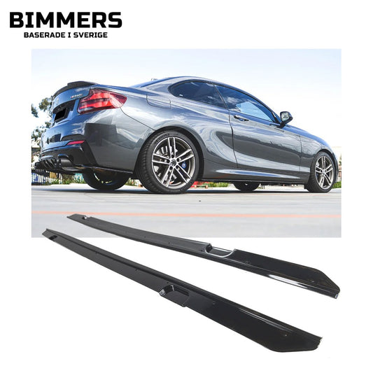 Sidokjolar BMW 2-serie F22 F23 2014-2020 M Sport, blank svart, bild 1